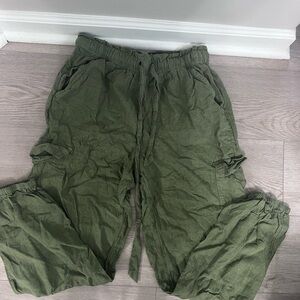 Aerie Green Cargo Pants Lightweight Relaxed Fit, Size S